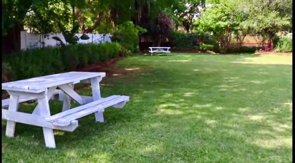 Choice Backpackers Lodge Bulawayo Εξωτερικό φωτογραφία