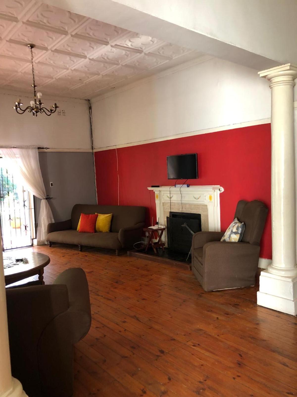 Choice Backpackers Lodge Bulawayo Εξωτερικό φωτογραφία