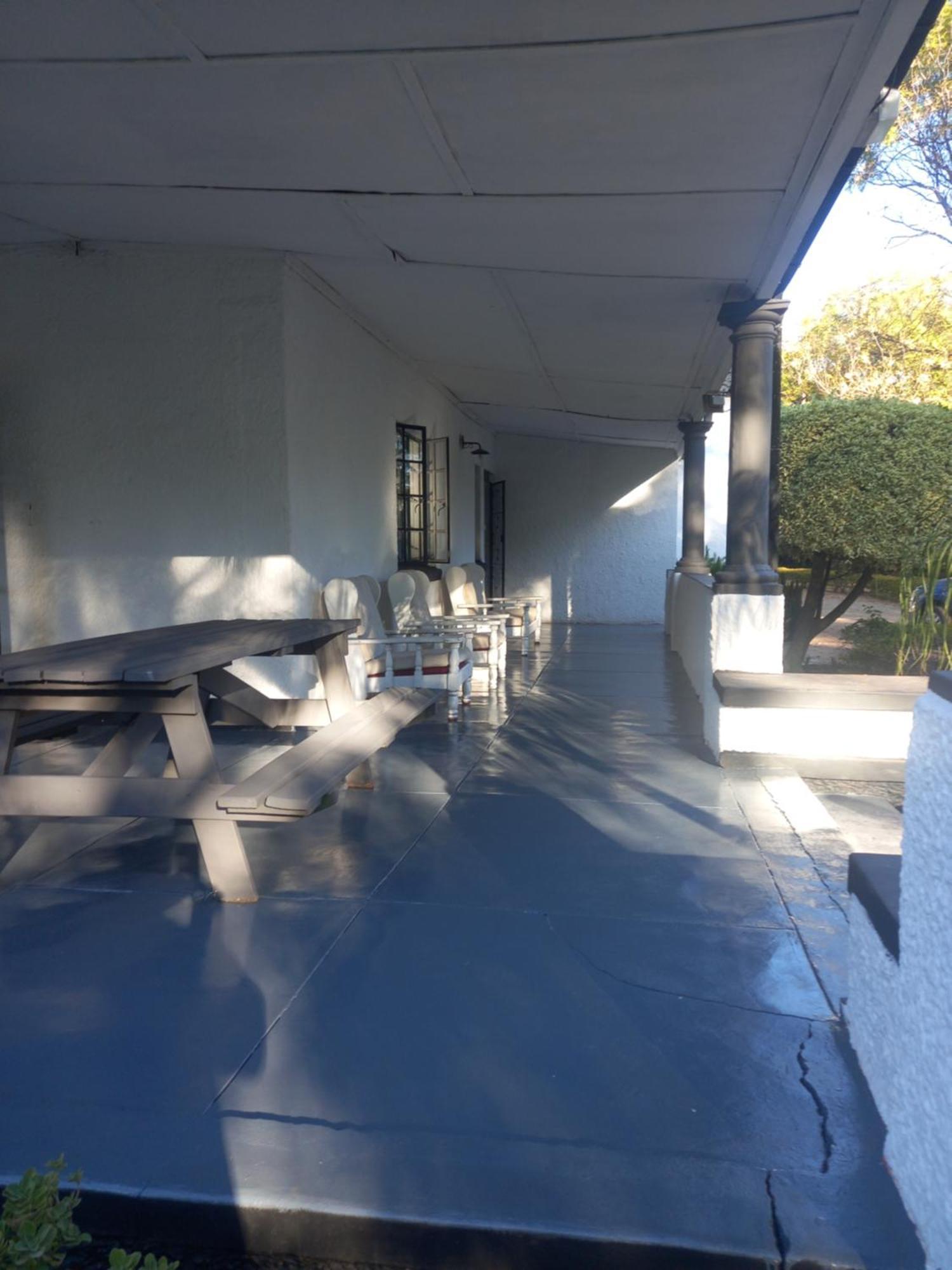 Choice Backpackers Lodge Bulawayo Εξωτερικό φωτογραφία