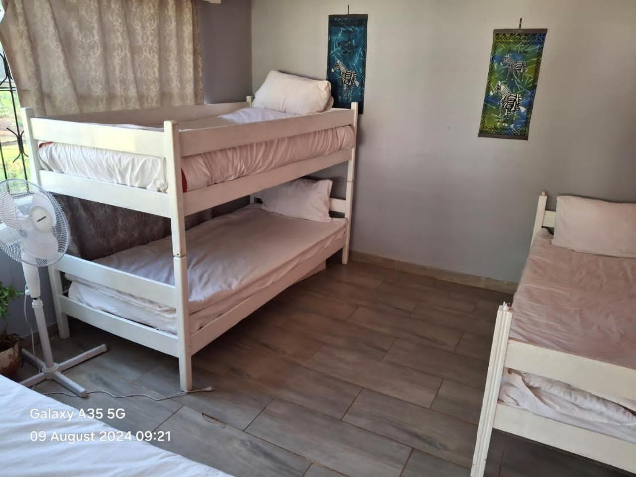 Choice Backpackers Lodge Bulawayo Εξωτερικό φωτογραφία