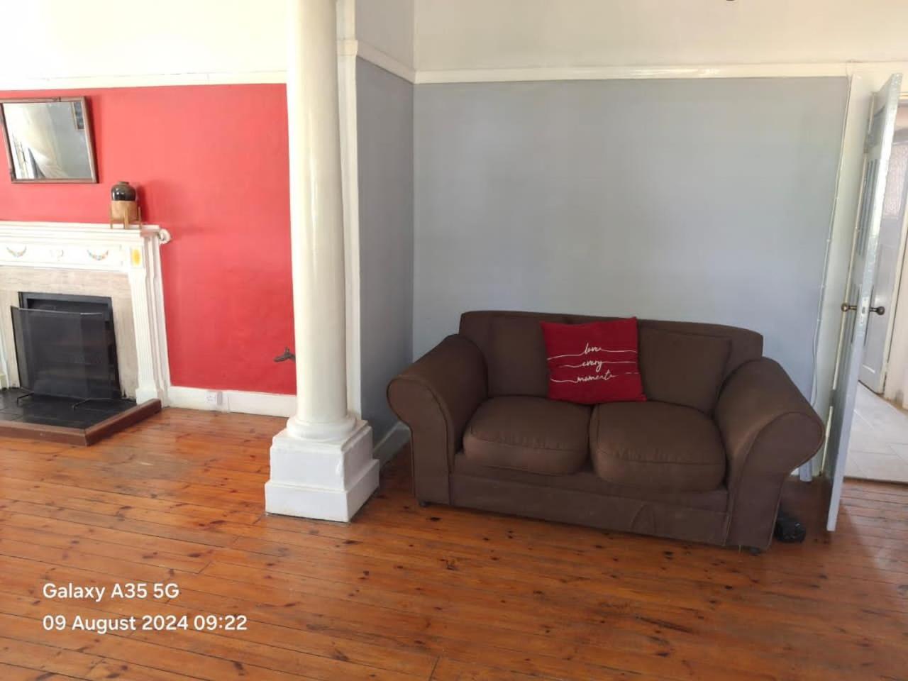 Choice Backpackers Lodge Bulawayo Εξωτερικό φωτογραφία